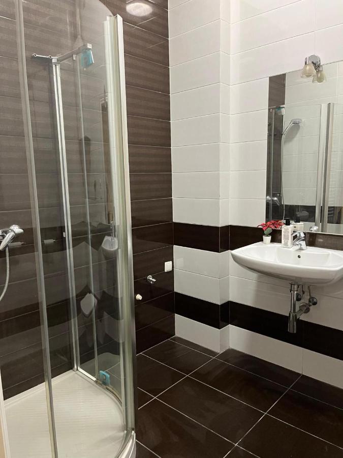 Batorego Lovely Rooms 克拉科夫 外观 照片
